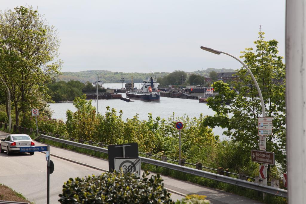 Hotel Waffenschmiede Kiel Eksteriør billede
